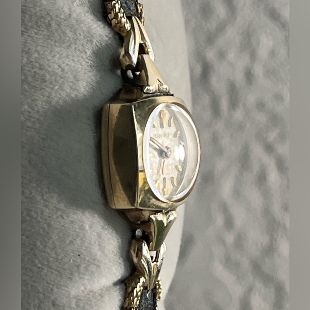 Longines mini mechanical ladies watch gold filled 10K. - Picture 5 of 15
